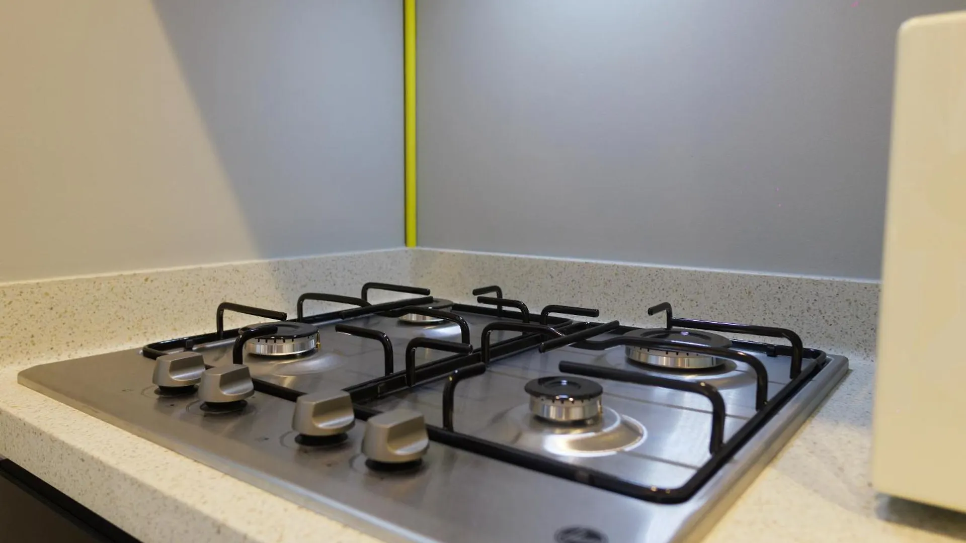 Clever Guest Zada Tower Apartment Dubai