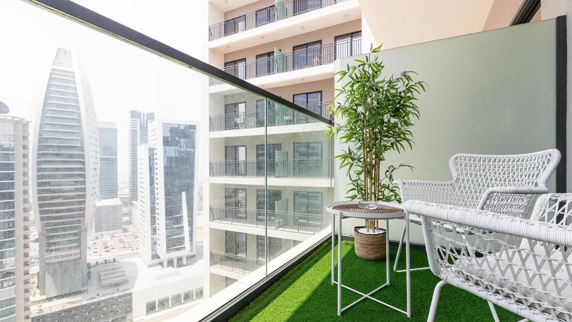 Clever Guest Zada Tower Daire Dubai